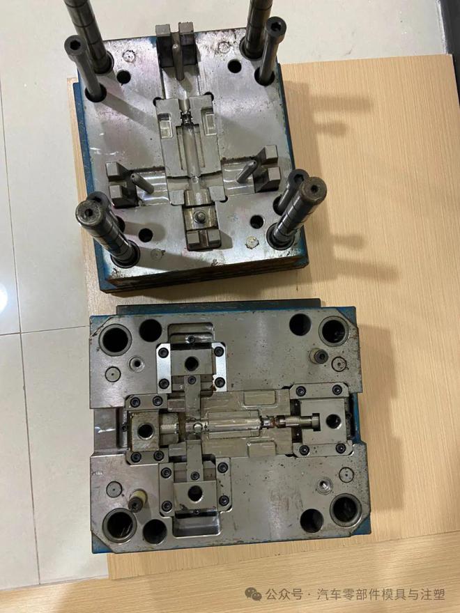 精密塑膠模具,用到你更新下一代產(chǎn)品